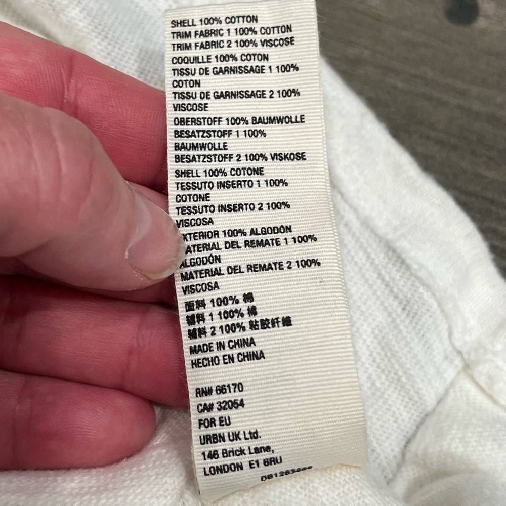 Free People We The Free White Long Sleeve Pullover Raw Seams Waffle Ruffle Med. - Picture 7 of 8